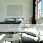 Meos 1 -zentrum-balkon-parkplatz-gym-uniklinik Apartment *