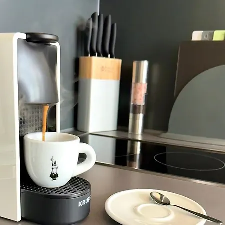 Meos 1 -zentrum-balkon-parkplatz-gym-uniklinik Daire