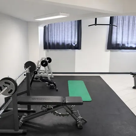 Meos 1 -zentrum-balkon-parkplatz-gym-uniklinik Leipzig