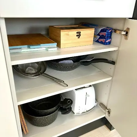 Meos 1 -zentrum-balkon-parkplatz-gym-uniklinik *