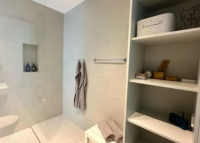 Apartman Meos 1 -zentrum-balkon-parkplatz-gym-uniklinik *