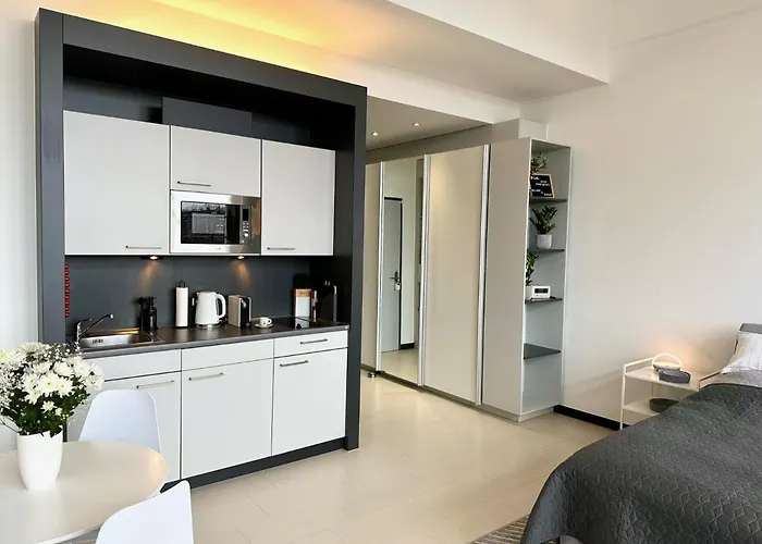 Apartman Meos 1 -zentrum-balkon-parkplatz-gym-uniklinik