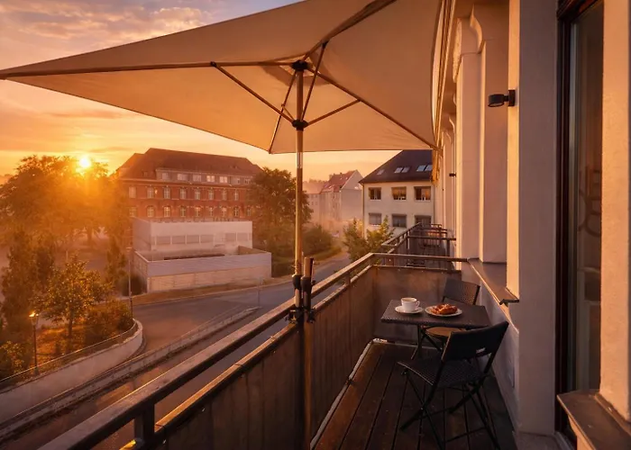 Meos 1 -zentrum-balkon-parkplatz-gym-uniklinik